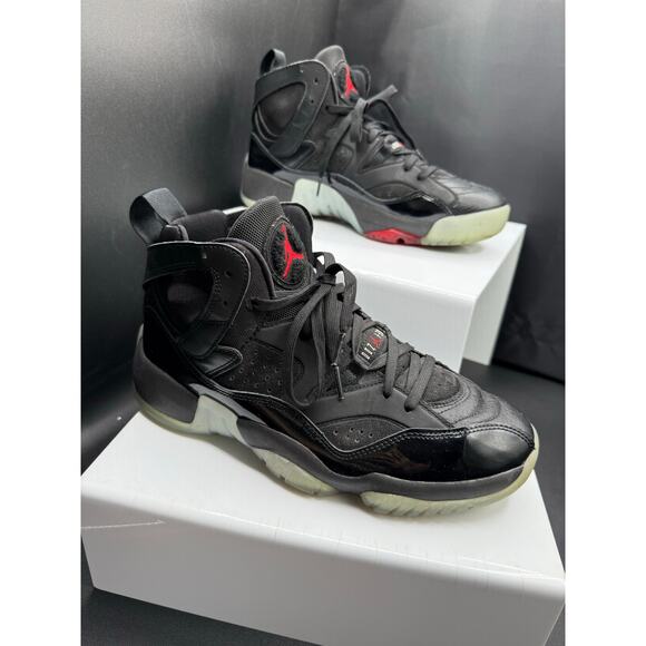 Nike Air Jordan Jumpman-Red and Black-Size 10M-authenticated - Picture 1 of 11